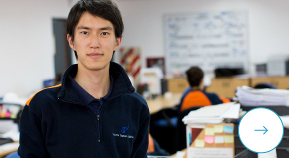 社員INTERVIEW